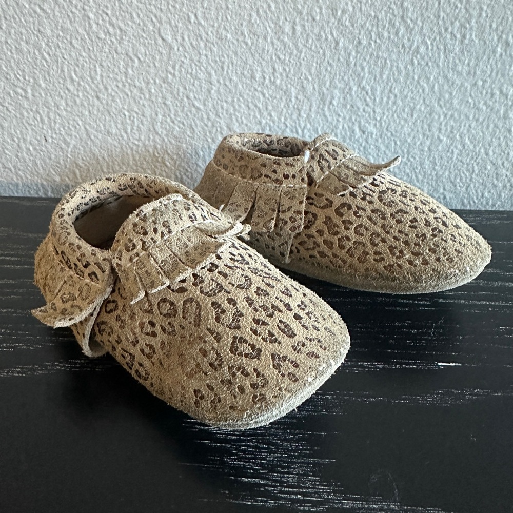 BirdRock Baby Moccasins Leopard Print